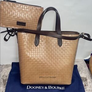 Dooney & Bourke ‘Lilliana’ Woven Satchel W/Wristlet